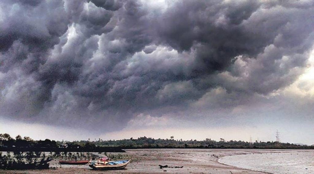 Imagine cyclone from Bay of Bengal bringing heatwave down in Delhi