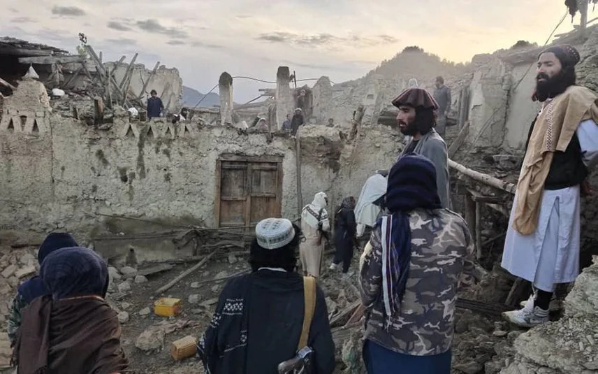 A big earthquake strikes Afghanistan
